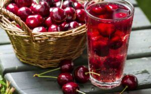 Aceite de cereza: propiedades, beneficios y usos para la piel y el cabello