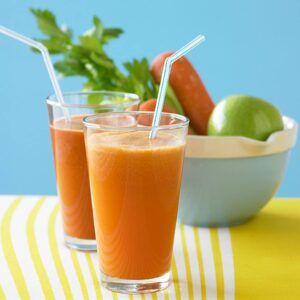 Batido de zanahoria, pepino y manzana para controlar el apetito