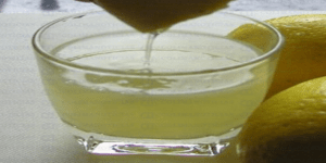 5 razones para beber agua tibia con miel cada mañana y sus beneficios