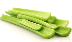 Apio: propiedades, beneficios, valor nutricional y contraindicaciones