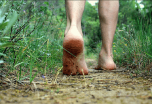 ómo eliminar los callos de los pies con cebolla y vinagre blanco de forma natural