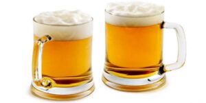 ¿La cerveza es buena para la salud? Beneficios, propiedades y riesgos reales